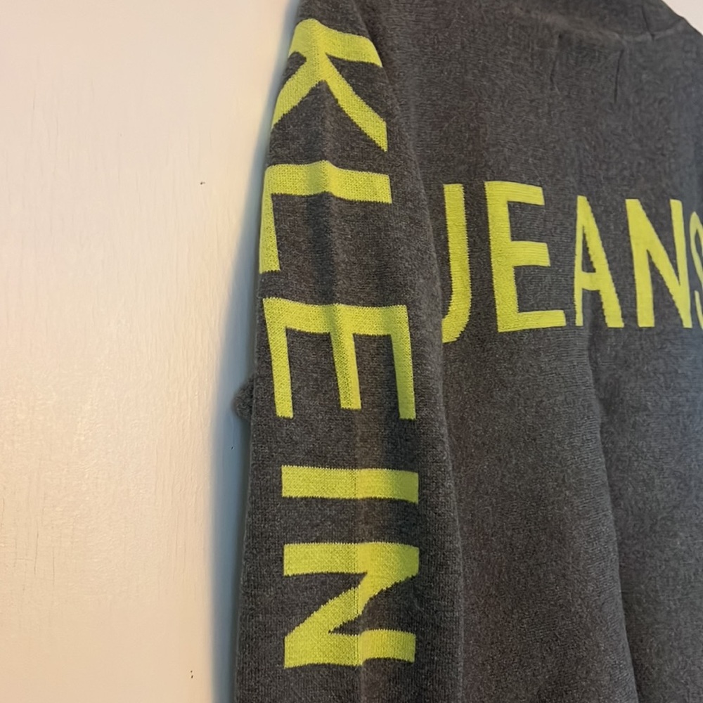 Calvin Klein logo pullover - Picture 3 of 8